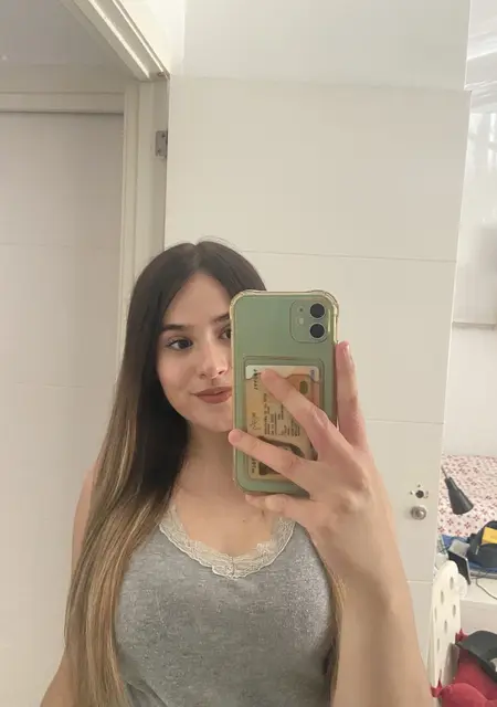 Soy Lucia, 21 años, conociéndome para pasatiempo agradable en Málaga