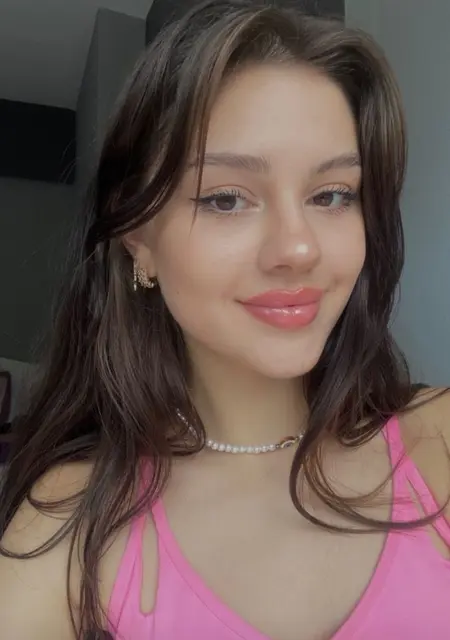 Я Beyza, 22, знакомлюсь для общения в Стамбуле