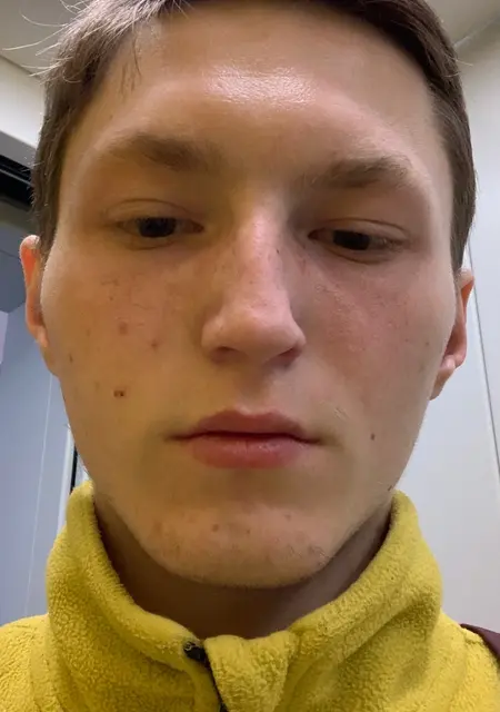 Артём из Амстердама, ищу на сайте знакомства на одну ночь