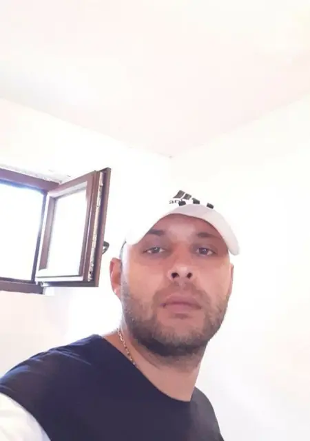 Я David, 33, из Бухареста, ищу знакомство