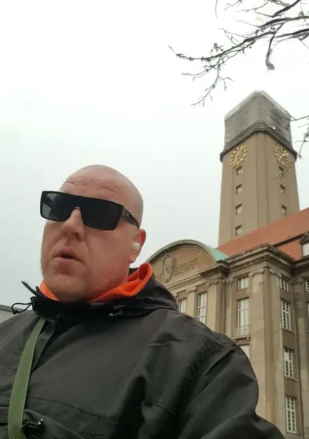 Zacky из Берлина, мне 33, познакомлюсь