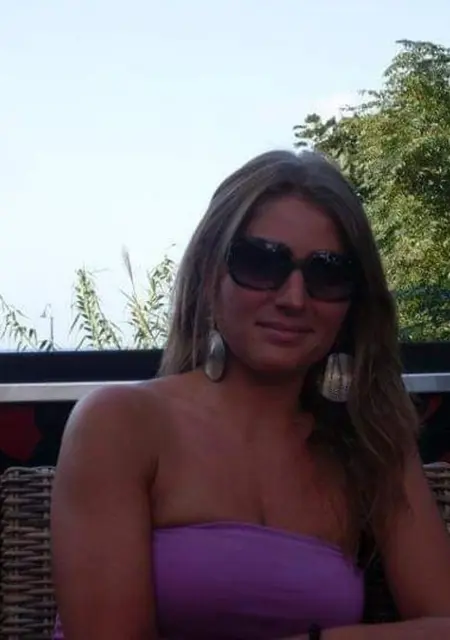 Я Elena, 33, из Рима, ищу знакомство