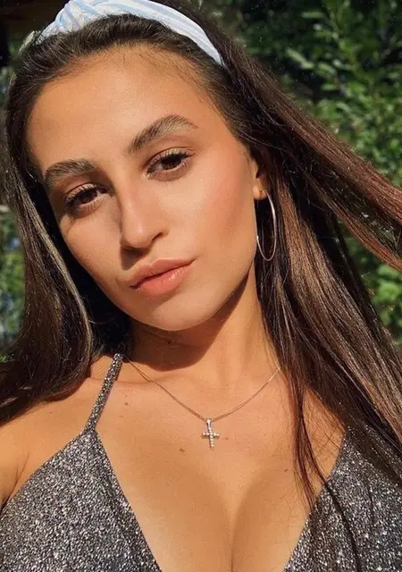 Соня з Запоріжжя, мені 25 років, познайомлюсь для спілкування