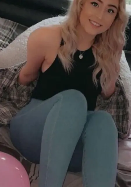 Shannon from London, looking for pleasant pastime