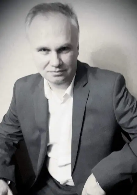 Я Виктор, 50 років з Харкова, шукаю знайомства без зобов'язань