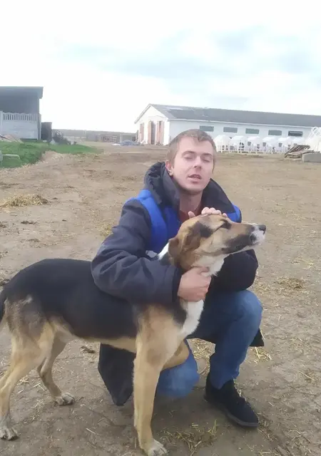 Евгений из Дятлово, мне 26, познакомлюсь без обязательств