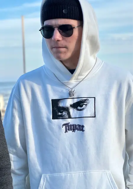 Вова з Одеси, шукаю на сайті знайомства без зобов'язань