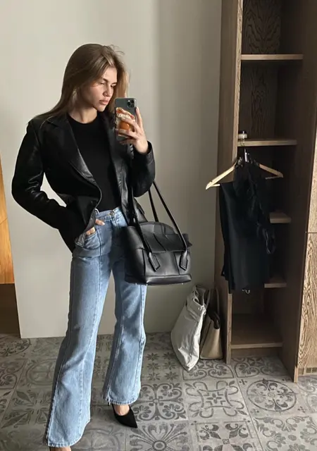 Arina из Мариуполя, ищу на сайте приятное времяпровождение