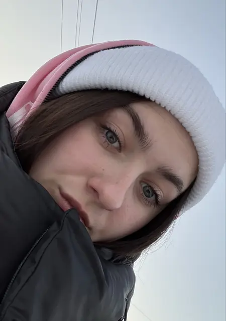 Я Анна, 19, знакомлюсь для приятного времяпровождения в Бресте