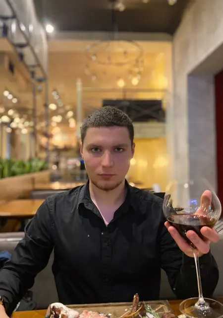 Иван з Полтавы, мені 22 років, познайомлюсь для спілкування