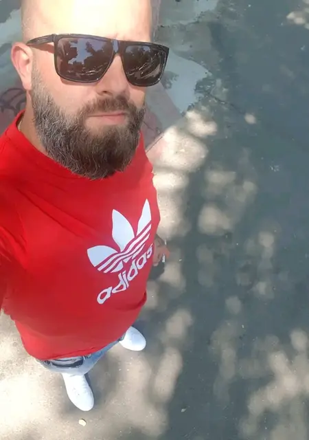 Я Сергей, 38 років, знайомлюсь для приємного проведення часу у Ізмаїл