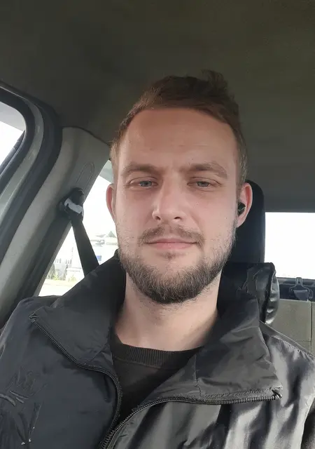 Женя из Гомеля, мне 32, познакомлюсь без обязательств