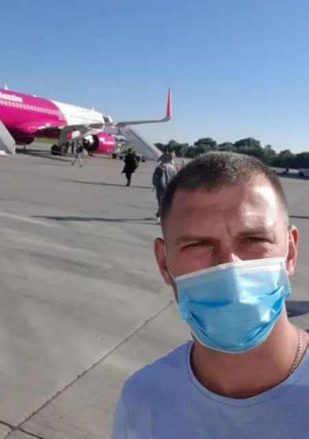 Я Володя, 32, знакомлюсь в Варшаве