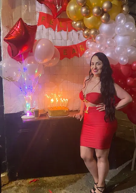 Soy Tatiana, 31 años de Barcelona, busco conocer gente para viaje