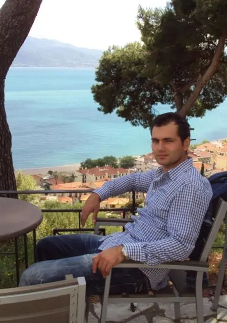 Mixalis из Афин, мне 33, познакомлюсь для совместных путешествий