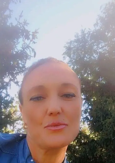 Soy Ana, 45 años, conociéndome en Madrid