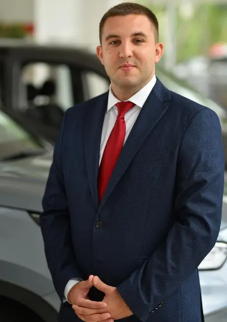 Владимир из Бонна, ищу на сайте постоянные отношения