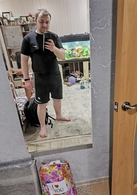 Евгений из Луганска, ищу на сайте постоянные отношения