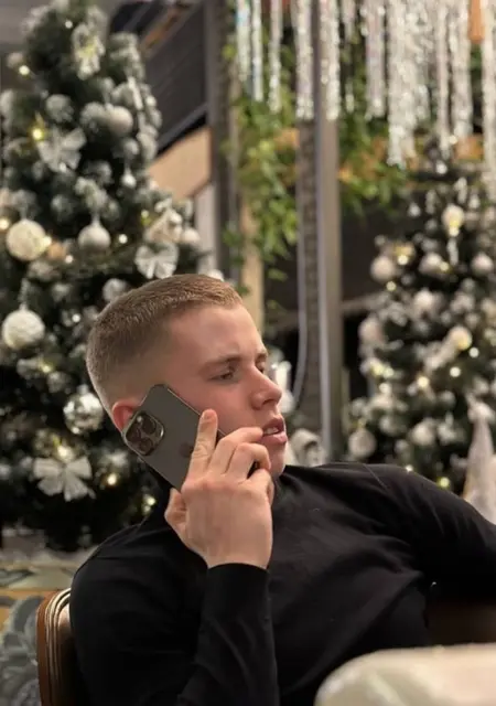 Саша з Вінниці, шукаю на сайті знайомства без зобов'язань