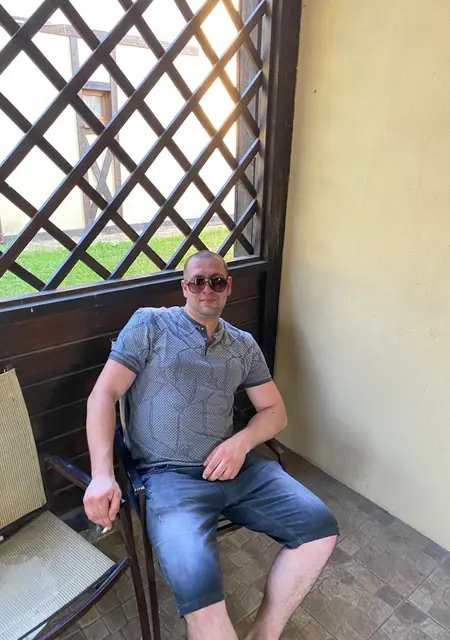 Я Виталий, 30 років, знайомлюсь без зобов'язань у Васильків