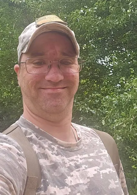 Я Владимир, 25, из Киева, ищу знакомства без обязательств