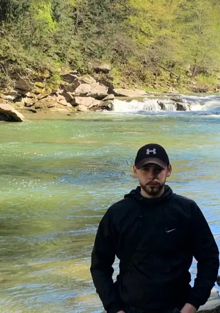 Дима из Мелитополя, ищу на сайте вирта