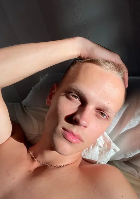 Я Владислав, 25, из Борисполя, ищу знакомства без обязательств