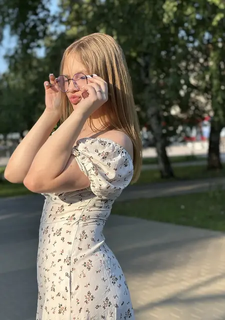 Я Виктория, 19, знакомлюсь для общения в Киеве