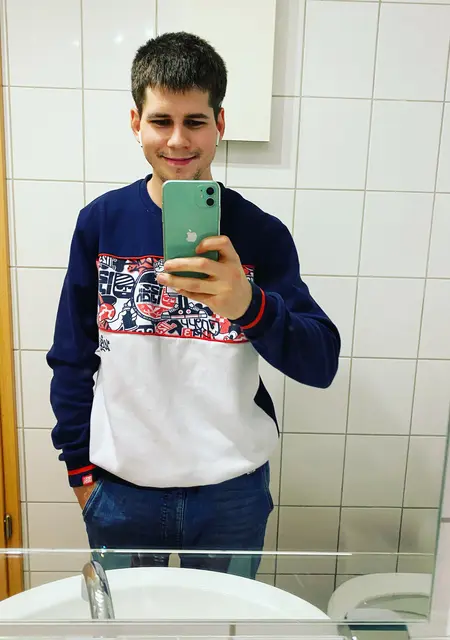 Саша Алексеев из Черкасс, мне 30, познакомлюсь для приятного времяпровождения