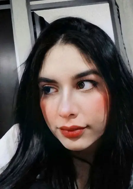 Я Fabiola, 18, из Мадрида, ищу знакомство