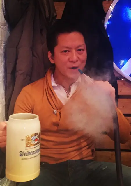 Я Lee Chung, 46, знакомлюсь на одну ночь в Дубае