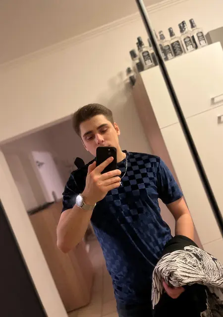 Я Lucian, 24, из Майнца, ищу знакомство для приятного времяпровождения