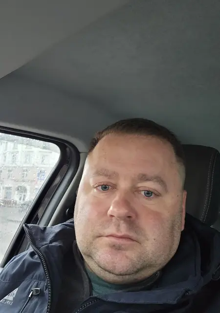 Я Андрей, 43, знакомлюсь без обязательств в Гомеле