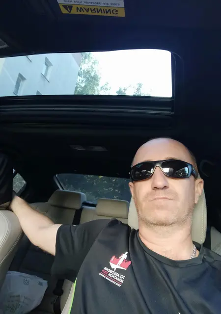 Василий з Заліщики, шукаю на сайті знайомства без зобов'язань