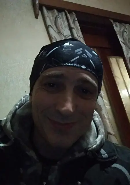 Andrey из Каменца-Подольского, мне 43, познакомлюсь для приятного времяпровождения