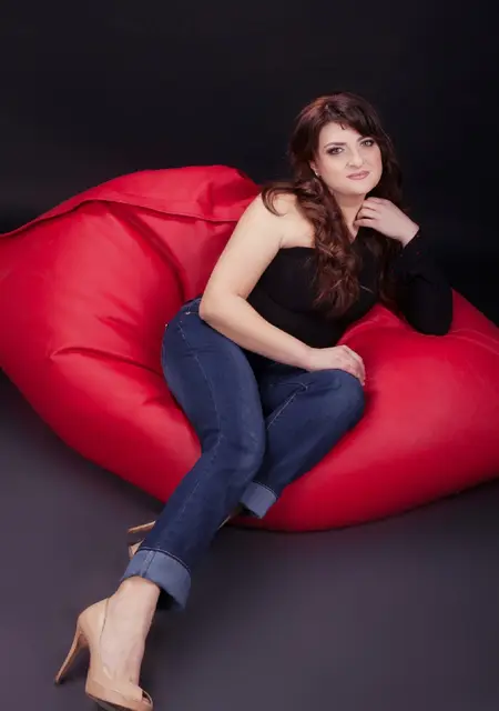 Я Лина, 45, из Полтавы, ищу знакомство для приятного времяпровождения