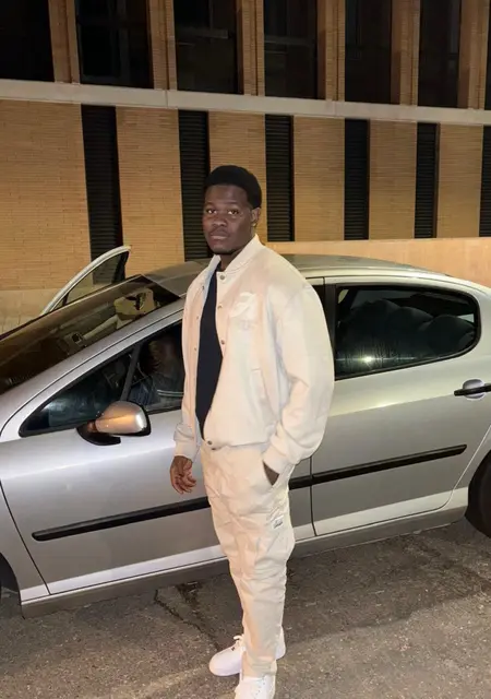 Ysb de Barcelona, busco en el sitio lío de una noche