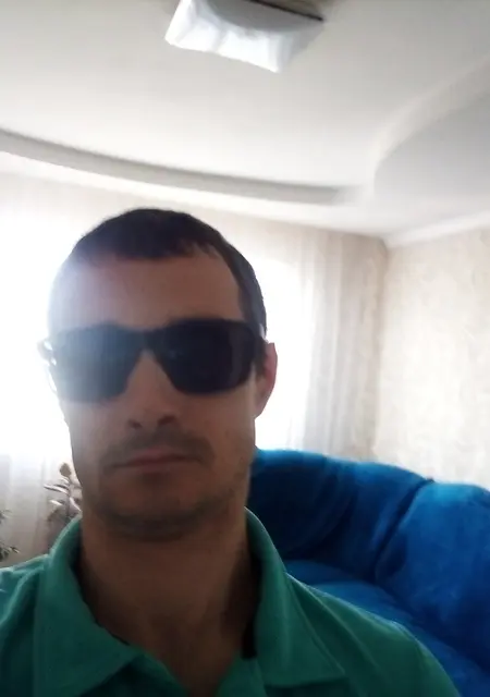 Женя з Сум, мені 40 років, познайомлюсь для спілкування