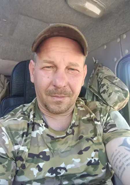 Андрей з Новопскова, мені 46 років, познайомлюсь на одну ніч