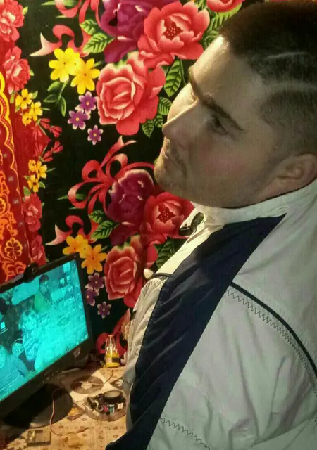 Сережа из Переяслава-Хмельницкого, мне 24, познакомлюсь на одну ночь