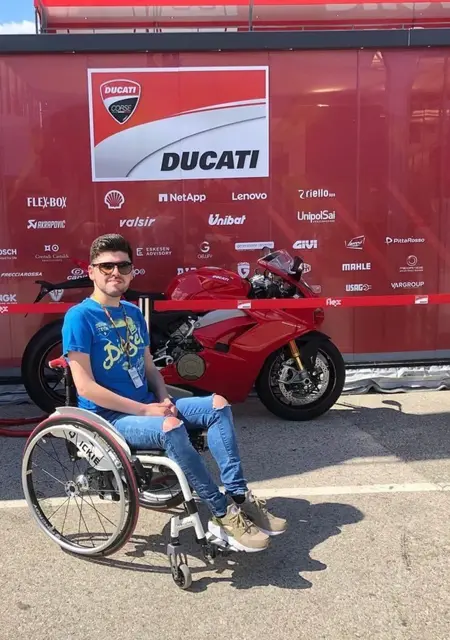 Soy Jairo, 34 años, conociéndome para hacer nuevos amigos en Málaga