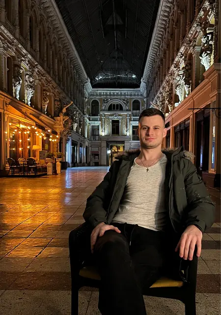 Максим из Одессы, мне 28, познакомлюсь для вирта