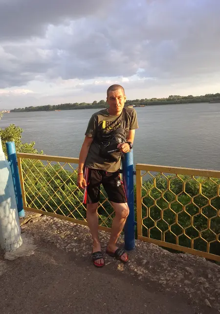 Акация из Белгорода-Днестровского, ищу на сайте знакомства без обязательств