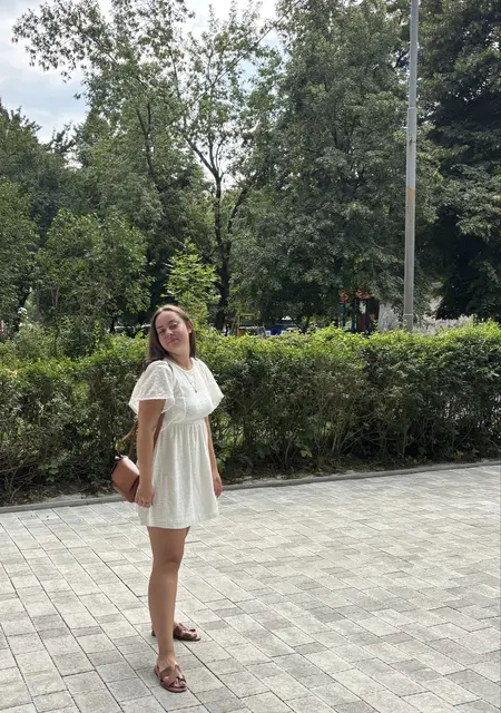 Я Сандра, 26, из Жёлтых Воды, ищу знакомство для совместных путешествий