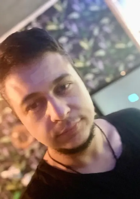 Maks з Дніпра, шукаю на сайті знайомства без зобов'язань