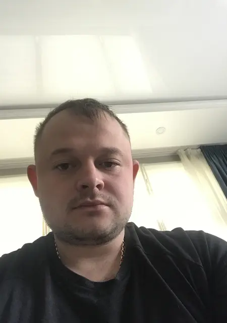 Тарас из Ковеля, ищу на сайте общение