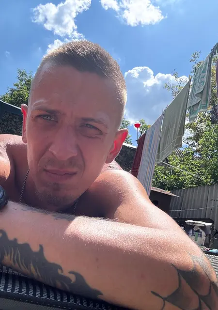 Алексей из Донецка, мне 32, познакомлюсь для общения