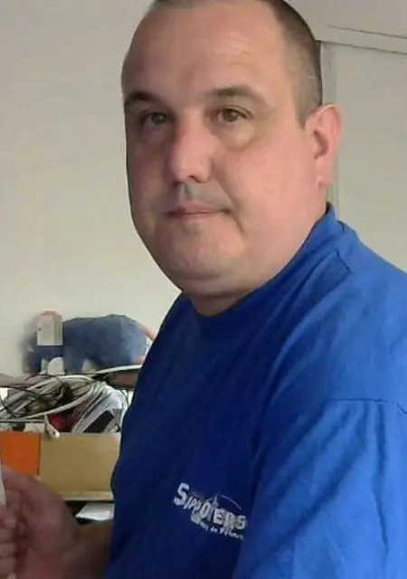 Я Bastoun, 43, знакомлюсь в Париже