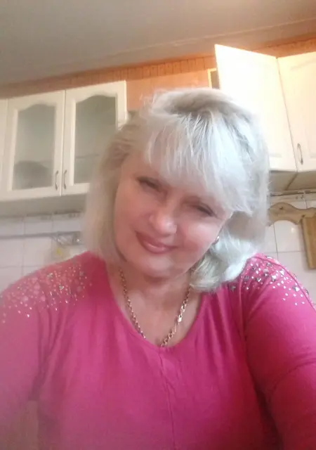 Анна из Славянска, ищу на сайте приятное времяпровождение