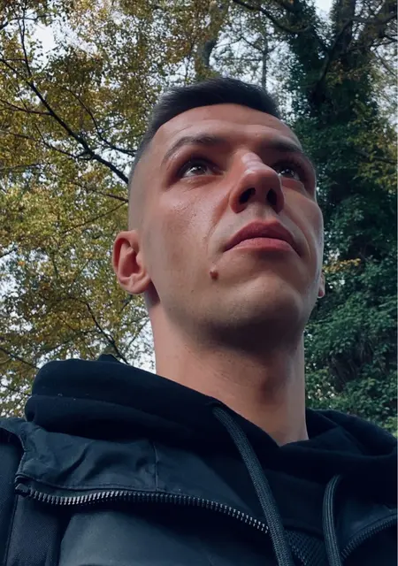 Kamil из Познани, мне 29, познакомлюсь для общения